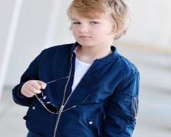 He got popularity at a small age and was just three years old when he appeared on the cover of Blossom Magazine.  He started doing modeling the follow